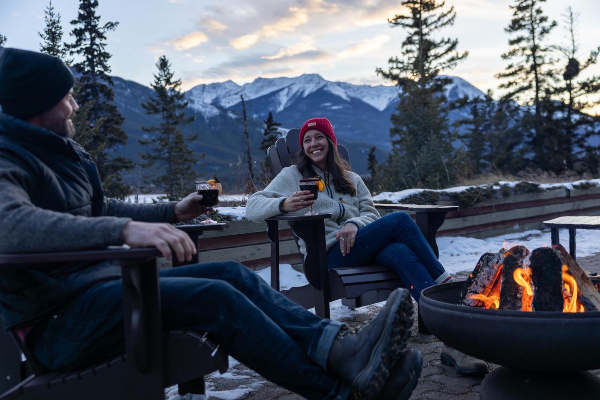 The Juniper Hotel & Bistro Banff Kültér fotó