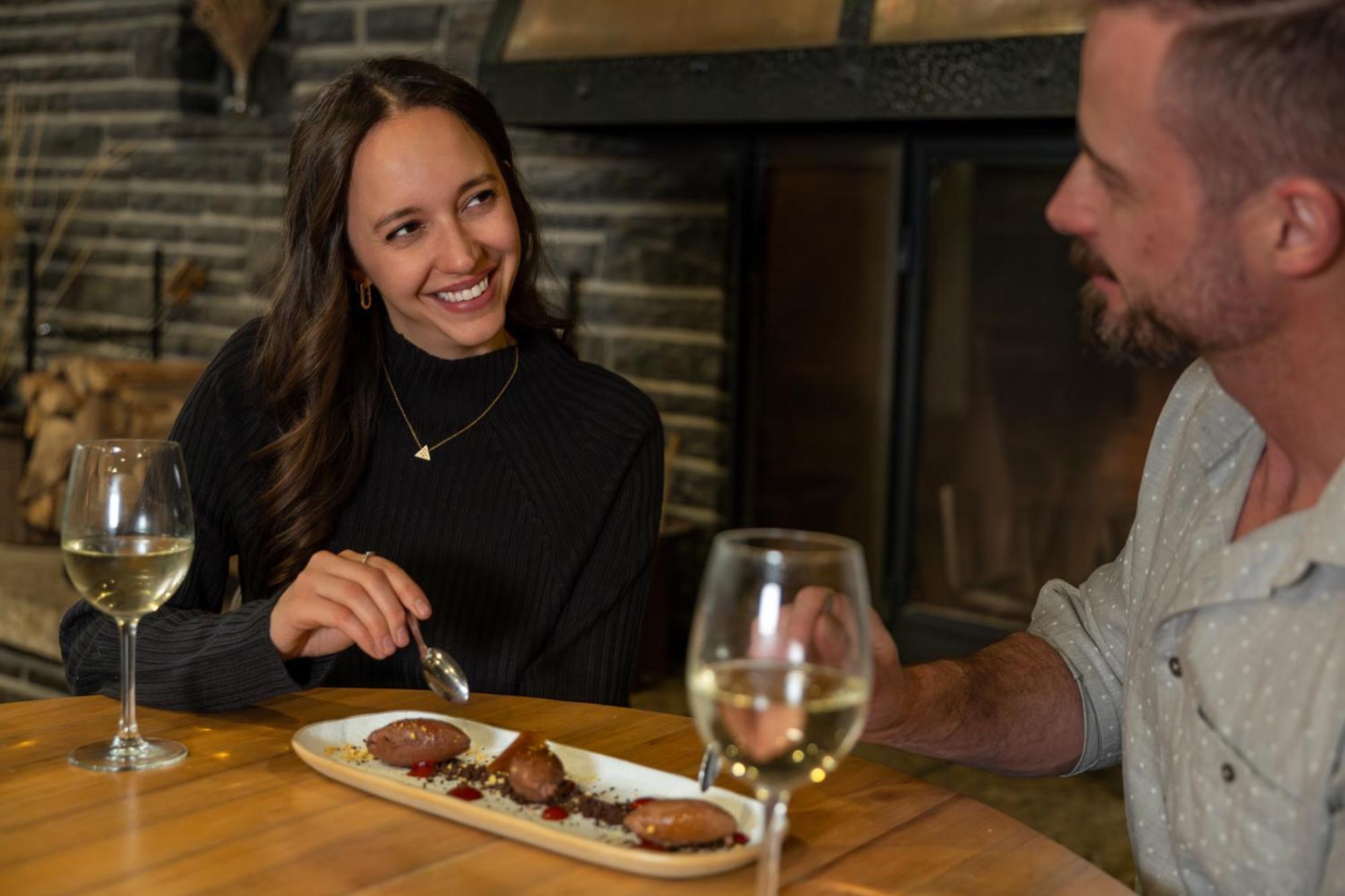 The Juniper Hotel & Bistro Banff Kültér fotó